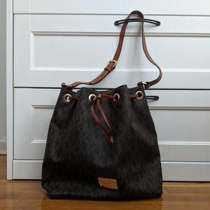 Michael Kors Medium Drawstring Bucket Handbag